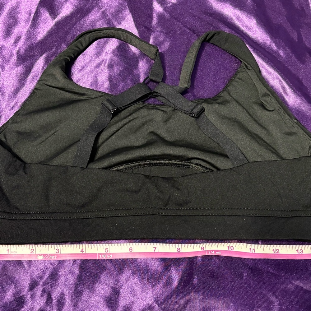 Sale! Savage X Fenty Black and White Striped Sports Bra - Picture 6 of 7